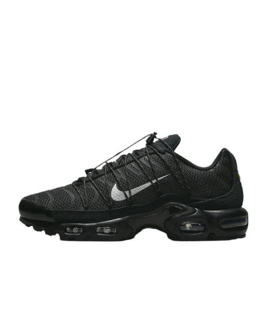 Max Tuned 1 Utility Black